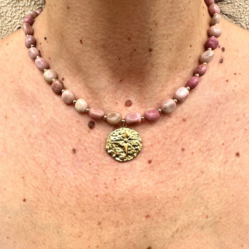 COLLAR ISIS RODONITA